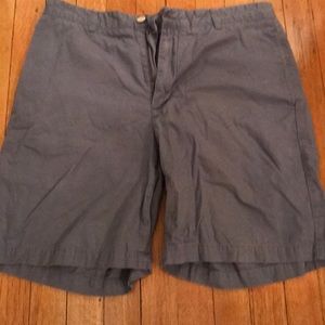 Vineyard Vines shorts